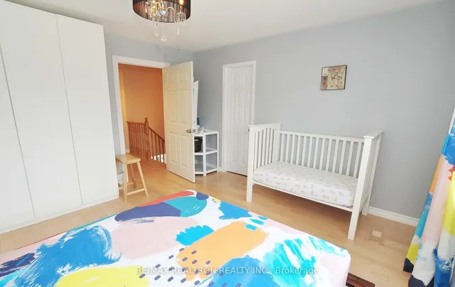 Additional image 20 of 51 Eastport Dr