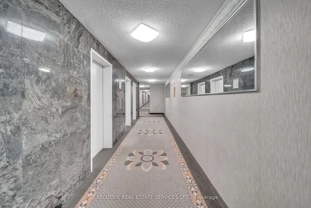 Additional image 12 of 15 Kensington Rd Unit 1209