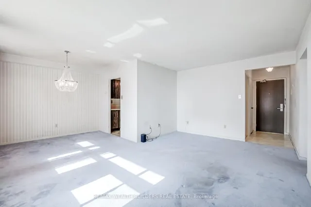 Additional image 20 of 65 Southport St Unit 810