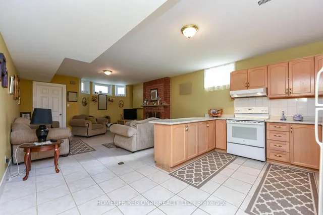 Additional image 19 of 8 Greenlaw Ave