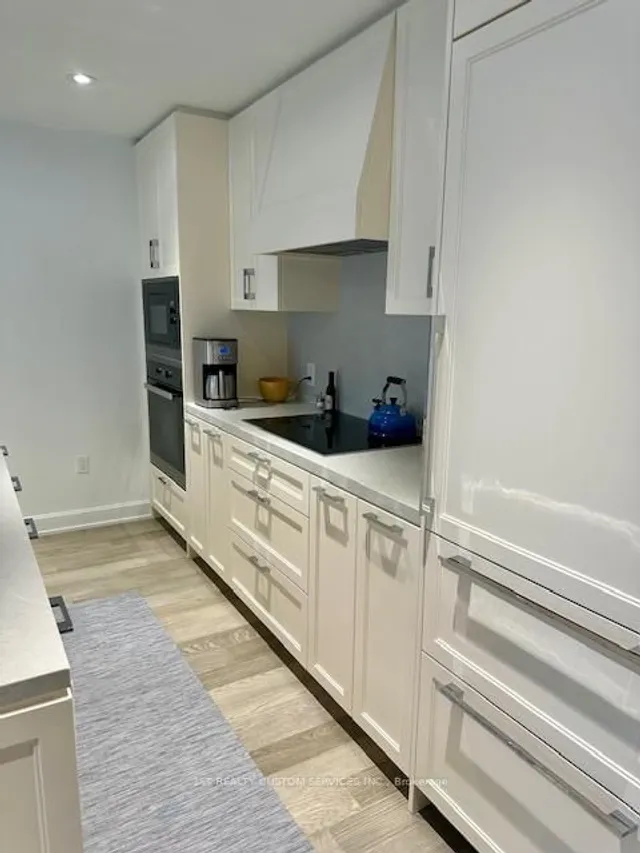 Additional image 2 of 1 Strathgowan Ave Ave Unit 411