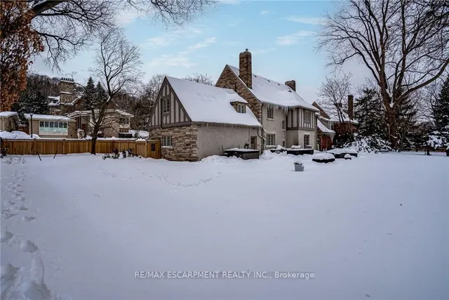 Additional image 25 of 7 St. James Pl