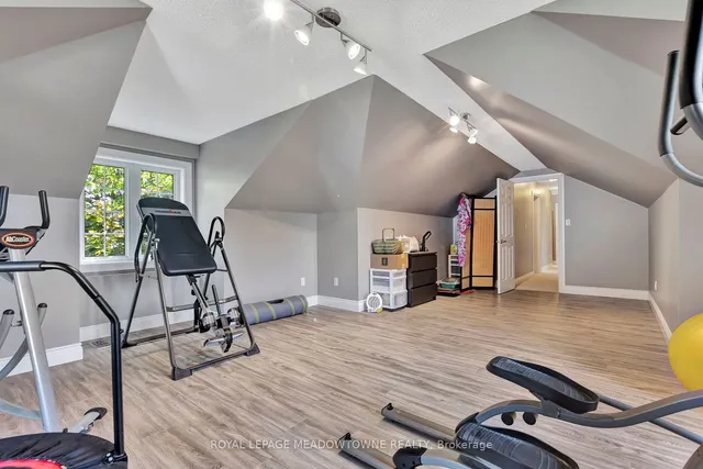 Additional image 30 of 1 Woodspring Crt