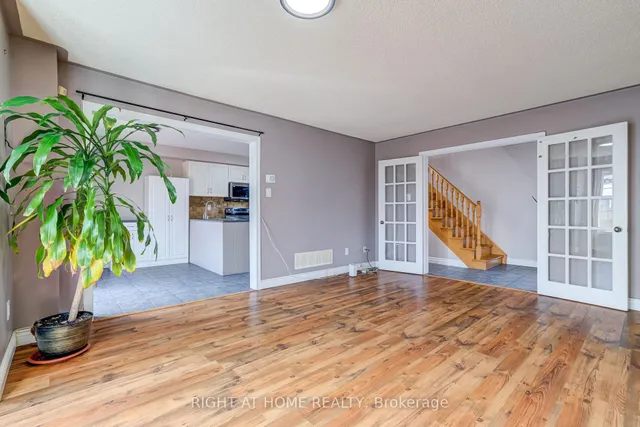 Additional image 8 of 167 Ural Circ