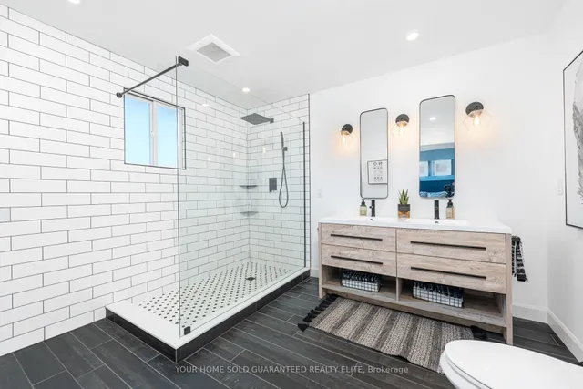 Additional image 6 of 130 Bastille St