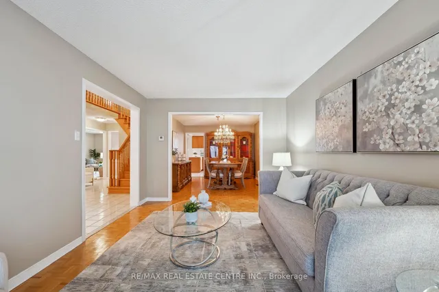 Additional image 9 of 56 Canarvan Crt