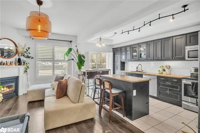 Additional image 26 of 80 Palacebeach Trail