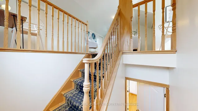 Additional image 33 of 216 Humberside Ave