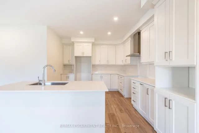 Additional image 10 of 239 Lormont Blvd