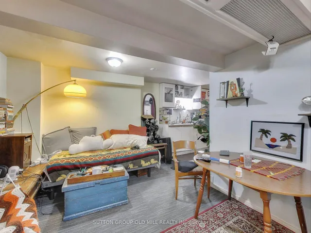 Additional image 27 of 198 Howard Park Ave