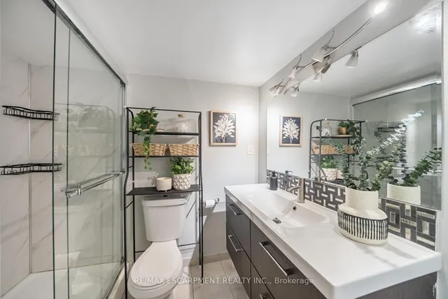 Additional image 15 of 36 Shank St Unit B