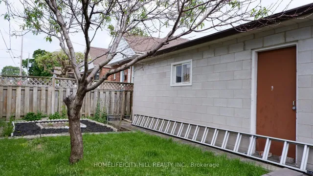 Additional image 42 of 339 Harvie Ave