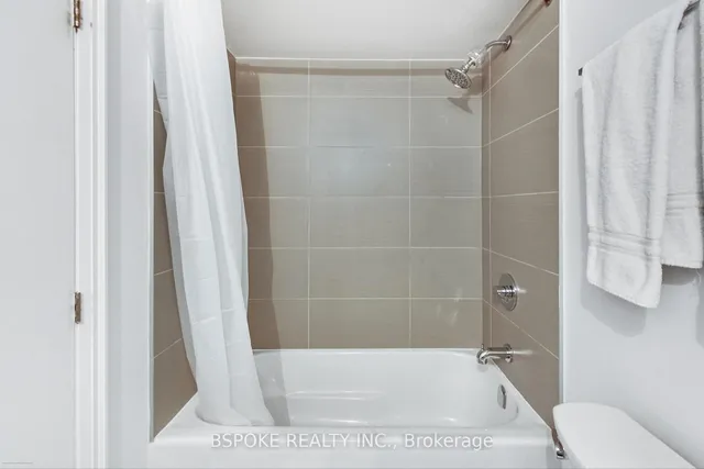 Additional image 22 of 155 Yorkville Ave Unit 1918