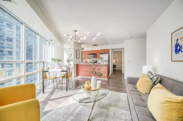 Additional image 10 of 30 Grand Trunk Cres Unit 1211