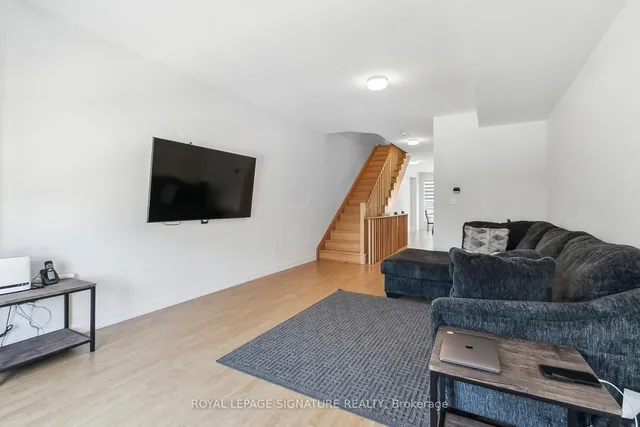 Additional image 10 of 65 Akil Thomas Gdns