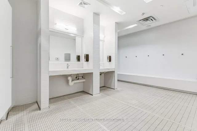 Additional image 28 of 15 Zorra St Unit 209