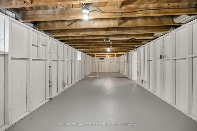 Additional image 33 of 1001 Kipling Ave