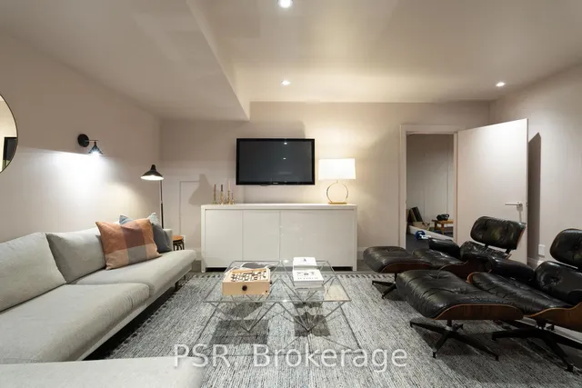 Additional image 22 of 110 Snowdon Ave