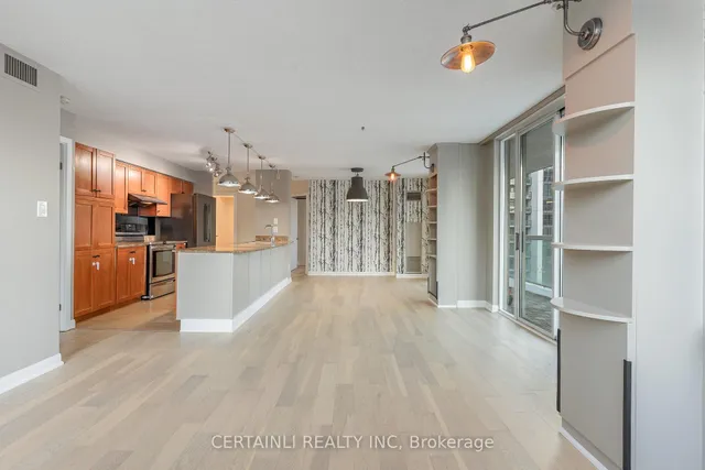 Additional image 4 of 313 Richmond St Unit 1161