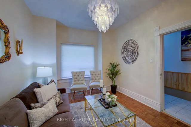 Additional image 7 of 82 Uxbridge Ave