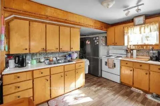 Additional image 7 of 1047 Ridge Rd