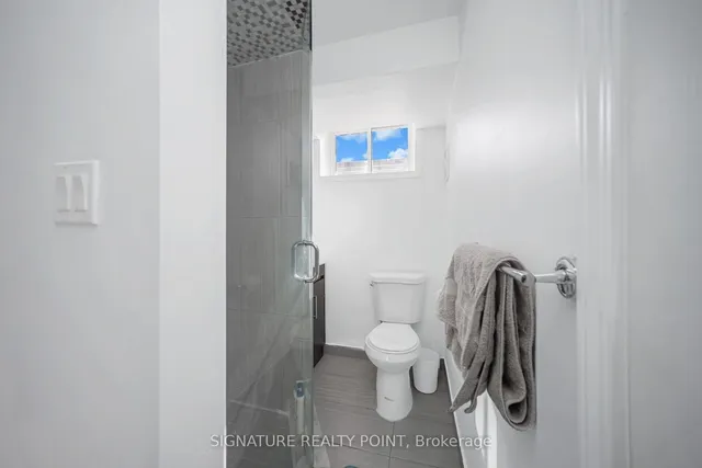 Additional image 44 of 222 Simmons Blvd