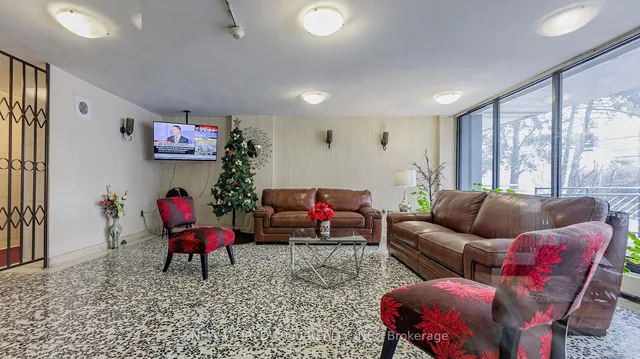 Additional image 7 of 3460 Keele St Unit 505