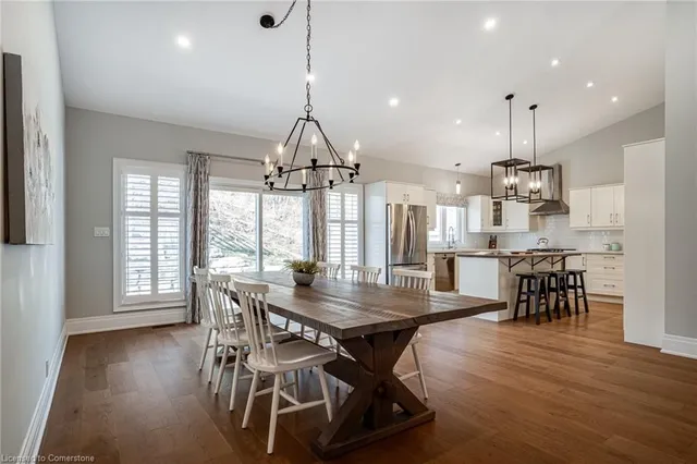 Additional image 11 of 14 Sullivan's Lane