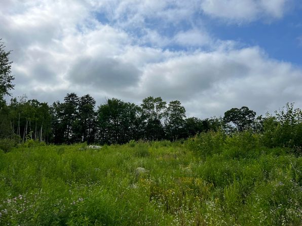 Primary image of 115 Airport Road, Waterville, ME 04901