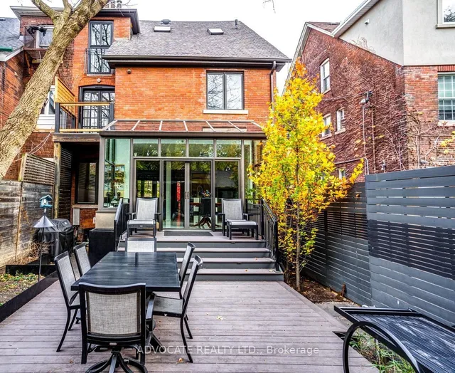 Additional image 34 of 122 Walmer Rd