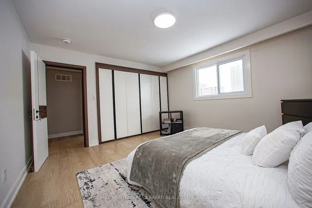 Additional image 22 of 66 Moore Park Ave