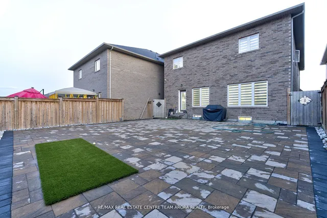 Additional image 39 of 27 Monkton Circ