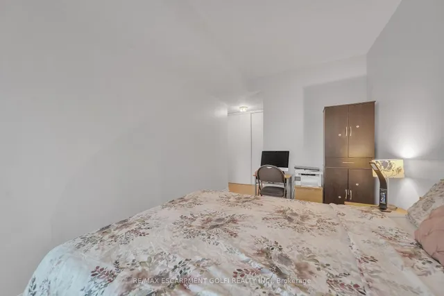 Additional image 24 of 8 Lee Centre Dr Unit PH203