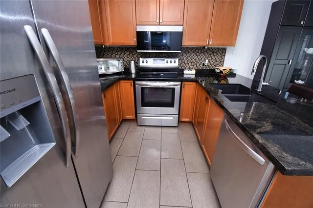 Additional image 12 of 47 Eringate Dr