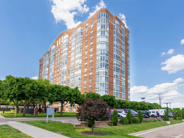 250 E Harbortown Dr APT 1409, Detroit, MI 48207