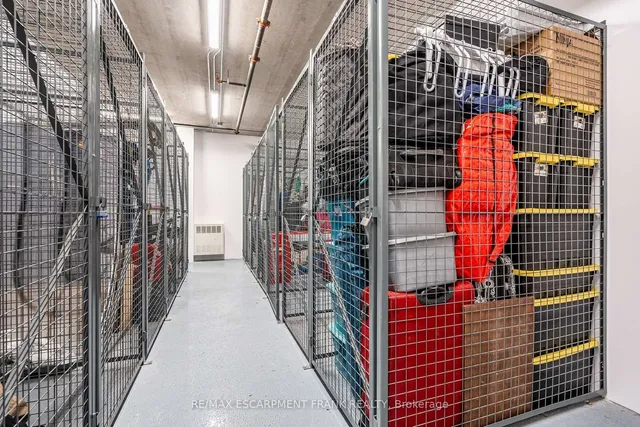 Additional image 40 of 112 King St Unit 1012