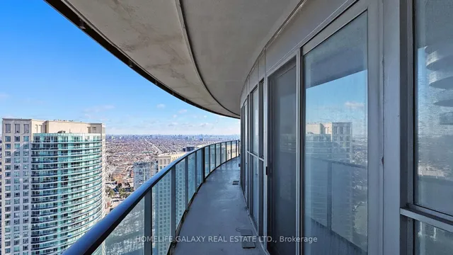 Additional image 33 of 60 Absolute Ave Unit 3506