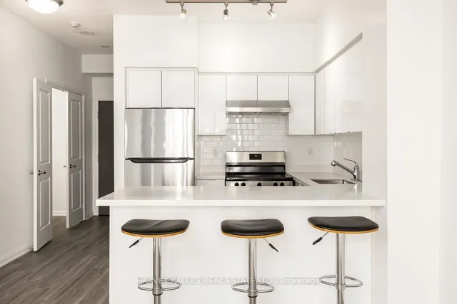 Additional image 19 of 35 Hayden St Unit 1210