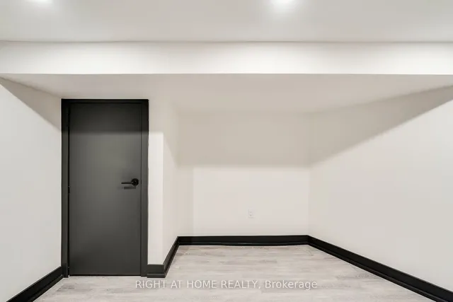 Additional image 34 of 183 Maplewood Ave