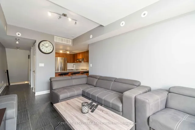 Additional image 5 of 3043 Finch Ave Unit 2027