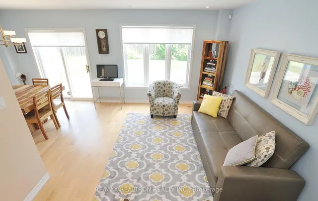 Additional image 7 of 51 Eastport Dr