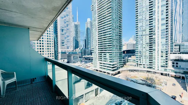 Additional image 17 of 10 Queens Quay Unit 1012