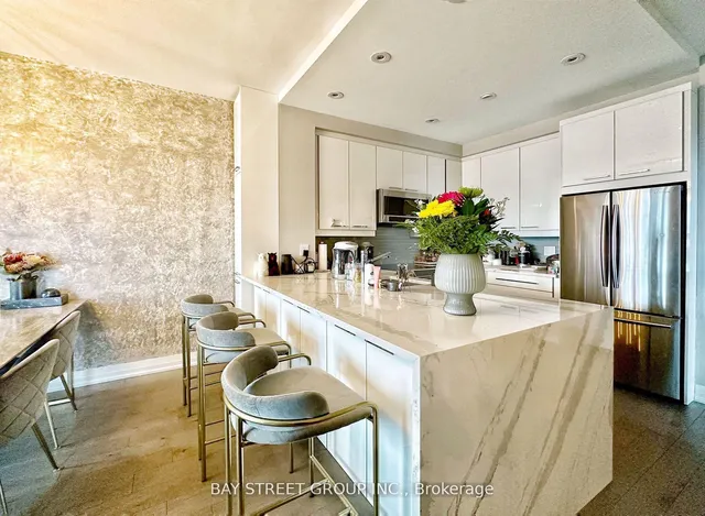 Additional image 7 of 25 Carlton St Unit 3101