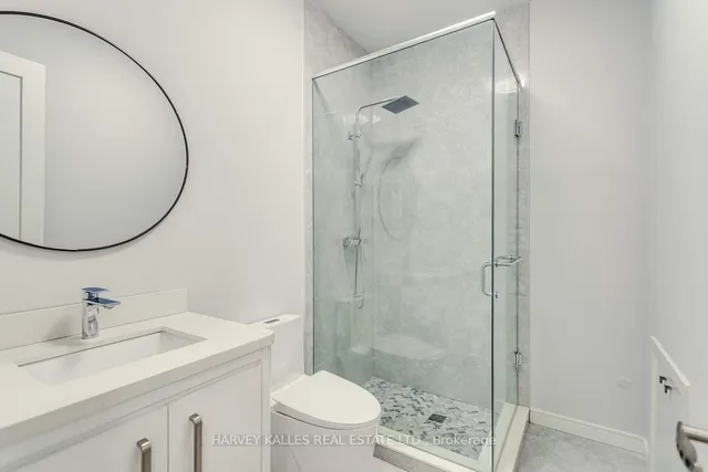 Additional image 45 of 194 Sheldrake Blvd