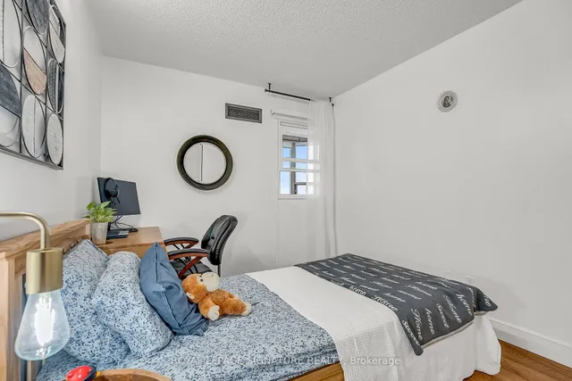 Additional image 37 of 2466 Eglinton Ave Unit 1119