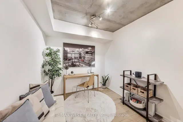 Additional image 10 of 22 Wellesley St Unit 204