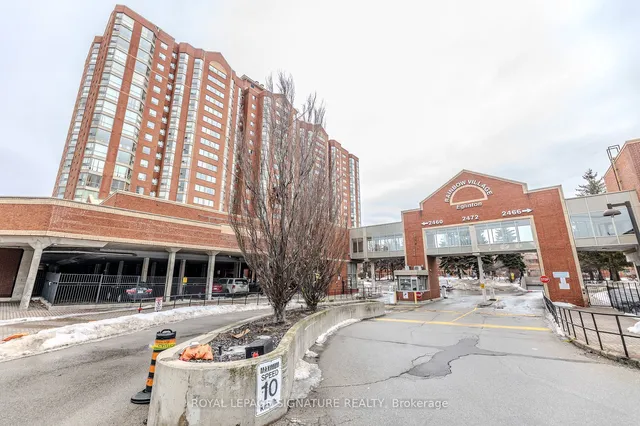 2460 Eglinton Ave Unit 808