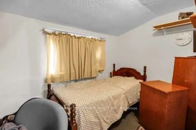 Additional image 14 of 1047 Ridge Rd