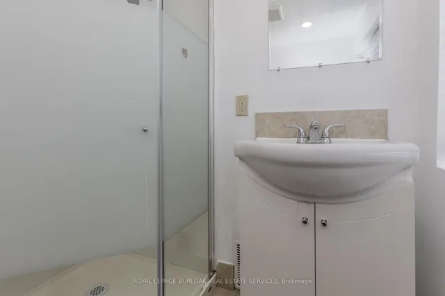 Additional image 30 of 708 West 5th St