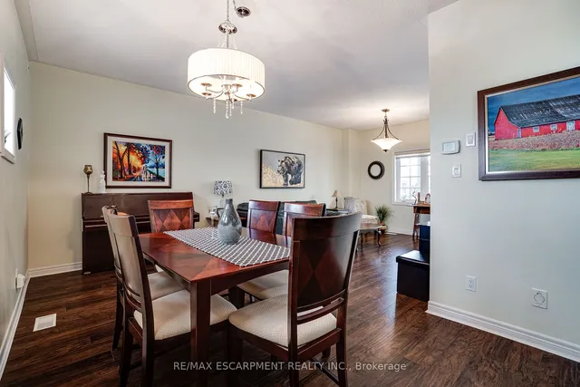 Additional image 14 of 100 Beddoe Dr Unit 27